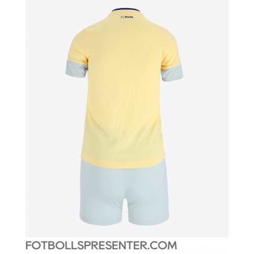Porto Bortatröja Barn 2022-23 Kortärmad (+ korta byxor)